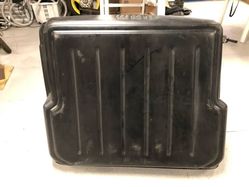 Vasca copertura portabagagli BMW X5 2007-2009 (2)