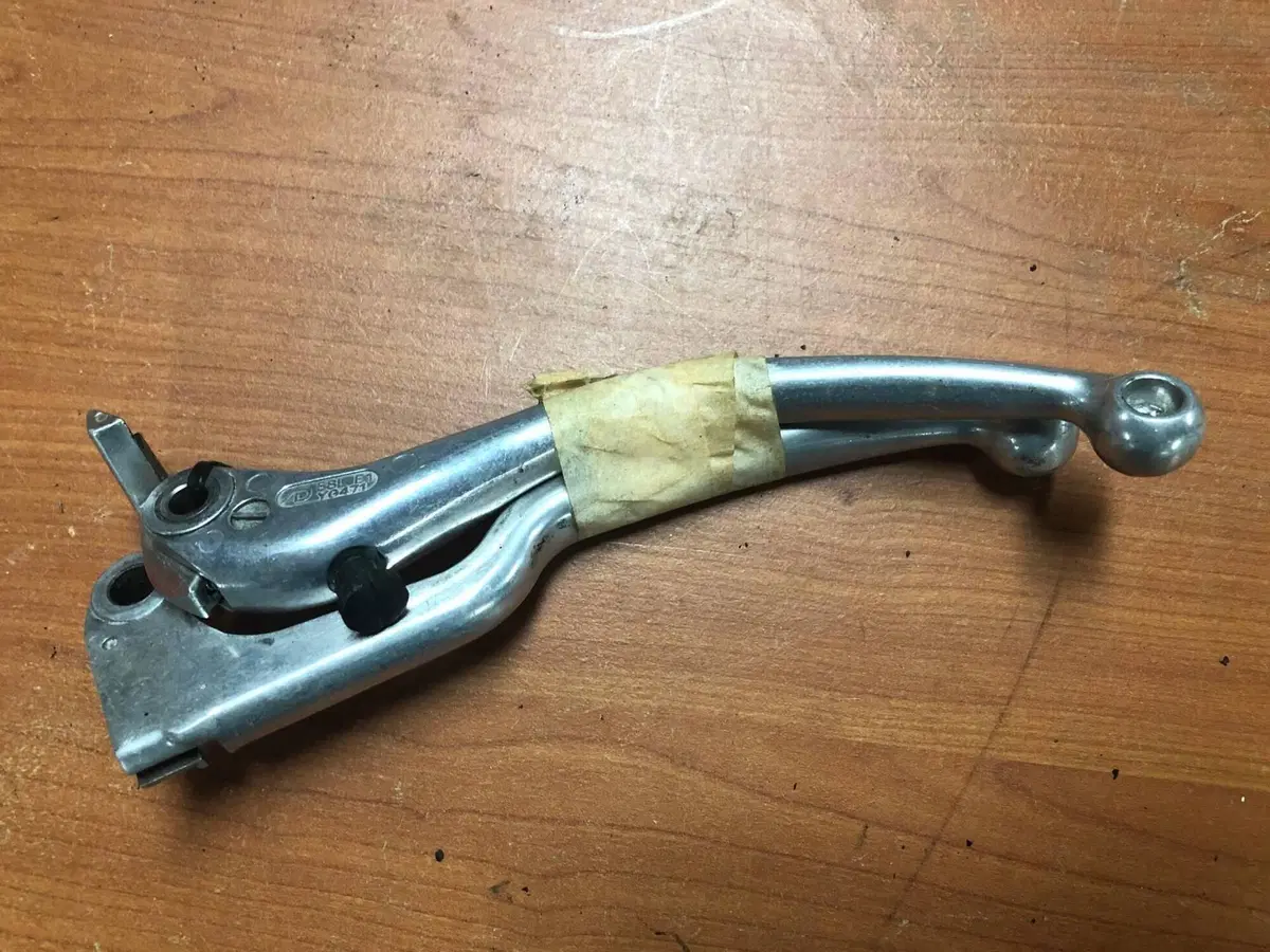 Leva freno anteriore + frizione Yamaha R6 06-07 (2)
