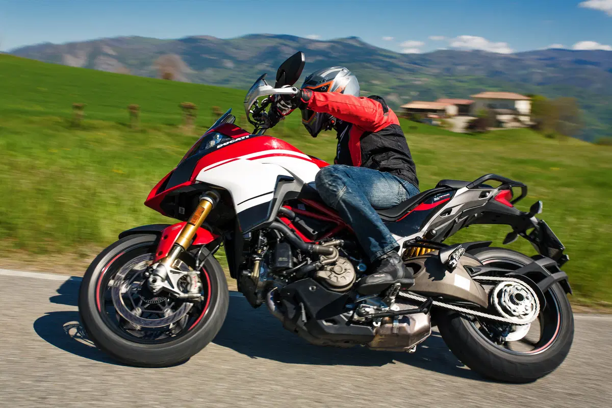 Ducati Multistrada 1200 Pikes Peak (2)