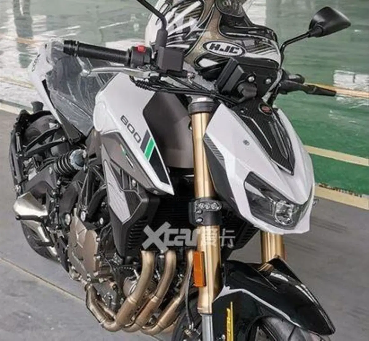 Nuova Benelli SRK600: le foto la svelano (4)