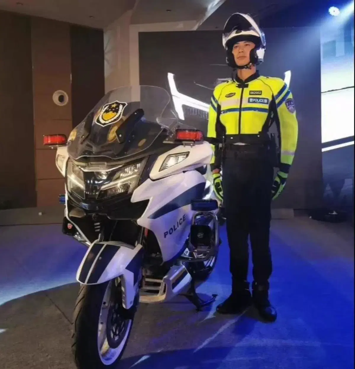 La Benelli BJ1200J e la nuova GT a tre cilindri (3)
