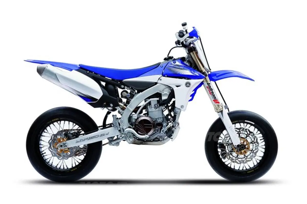 Trofeo Yamaha SM. Siamo scesi in pista con la YZ 450 SM (18)