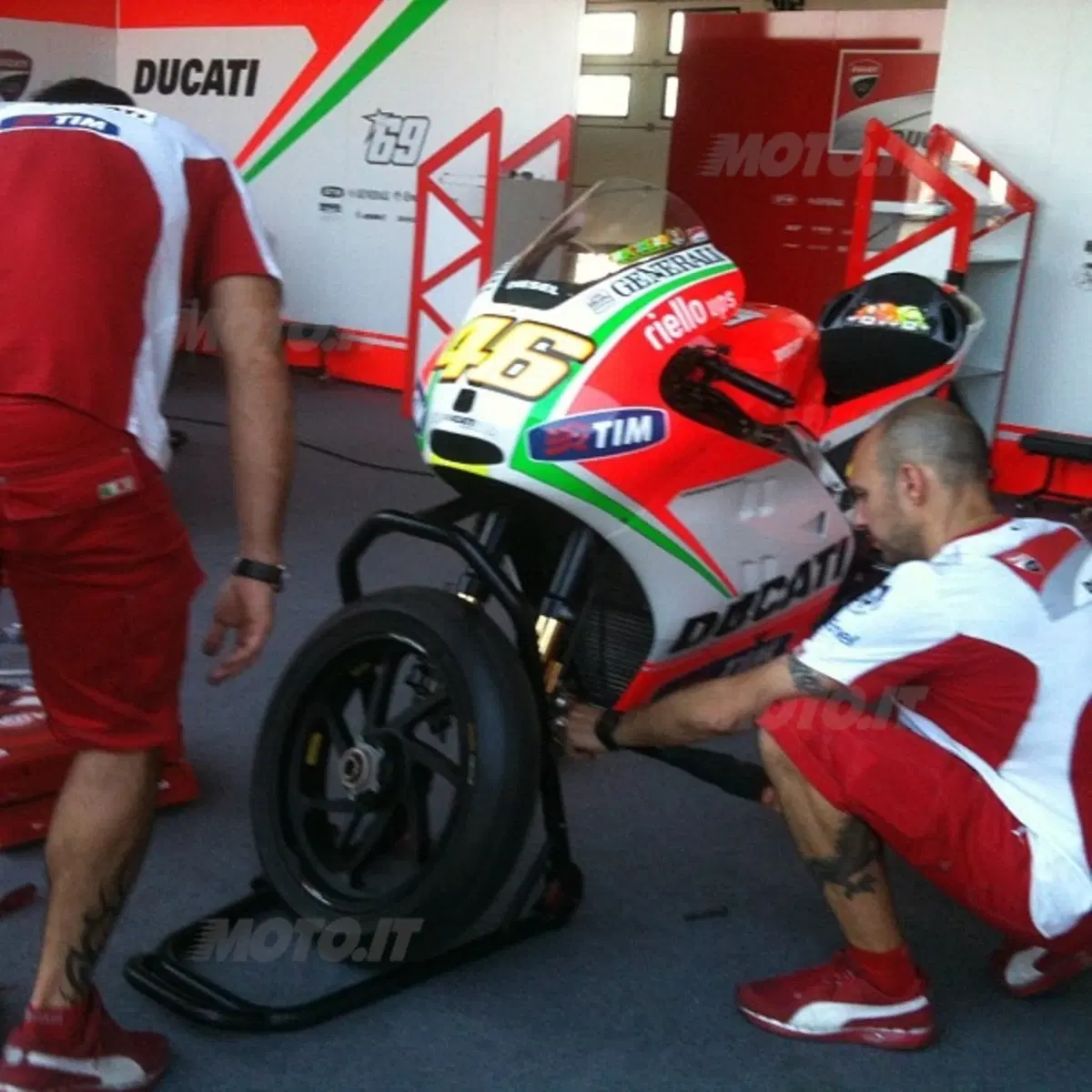 Si aprono i cancelli del WDW 2012, inizia la festa Ducati (11)