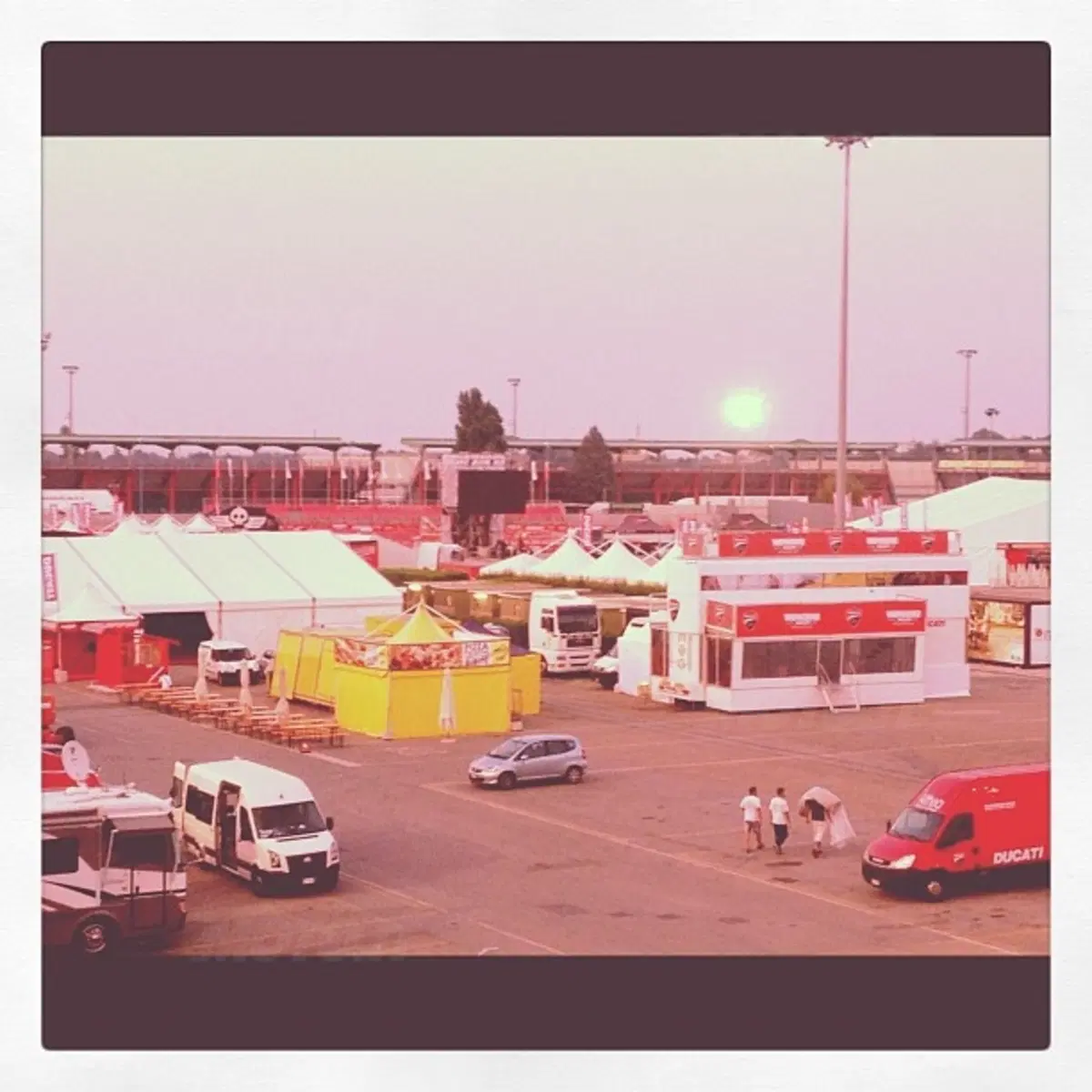 Si aprono i cancelli del WDW 2012, inizia la festa Ducati (14)