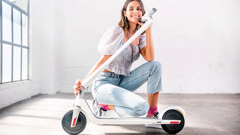 Monopattini elettrici: le regole, come sceglierli, i modelli migliori e il bonus mobilit&agrave;