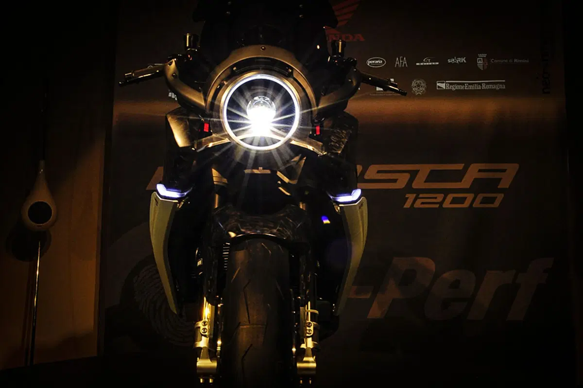 Svelata la "Burasca 1200", la moto disegnata da Aldo Drudi (5)