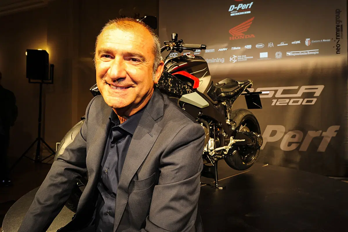 Svelata la "Burasca 1200", la moto disegnata da Aldo Drudi (12)