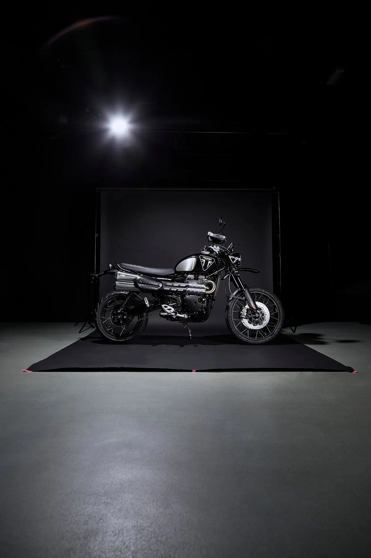 Triumph Scrambler 1200 Scrambler 1200 XE Bond Edition (2020) (3)
