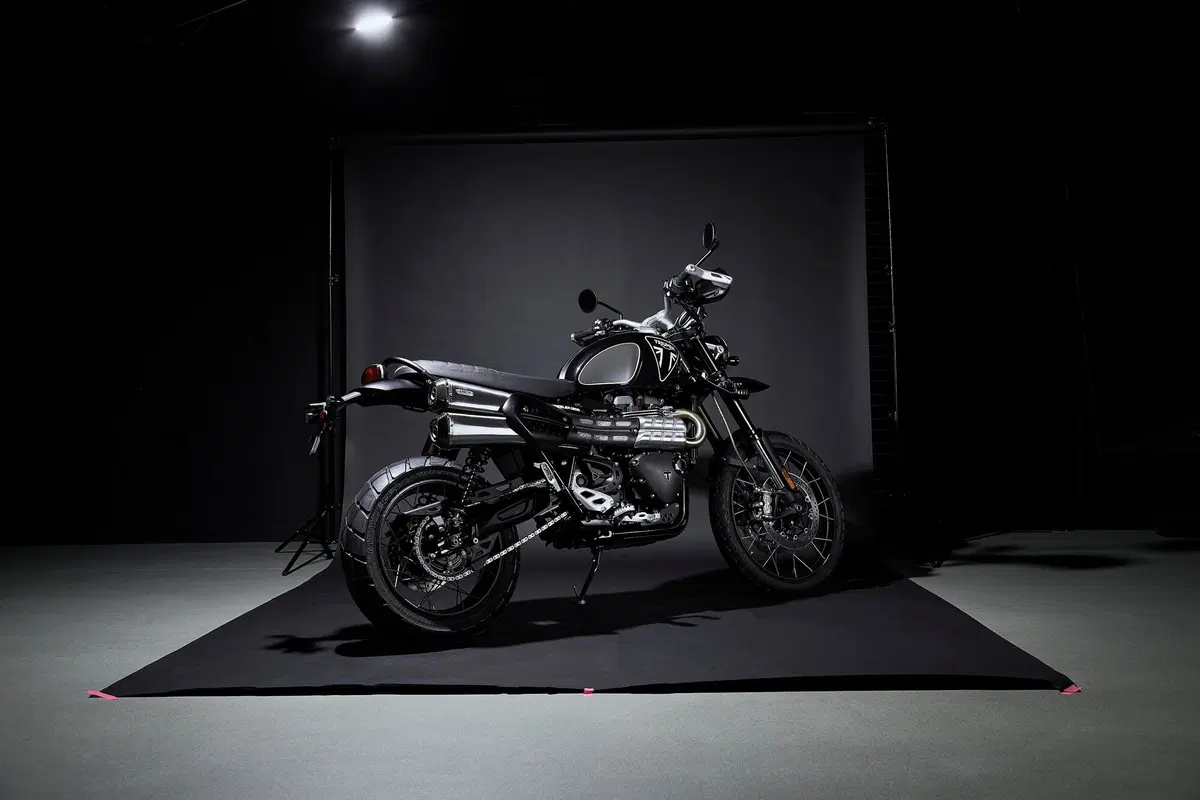 Triumph Scrambler 1200 Scrambler 1200 XE Bond Edition (2020) (2)