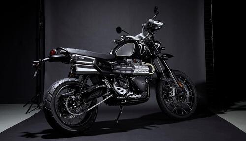 Triumph Scrambler 1200 Bond: ecco la “007” Edition (2)