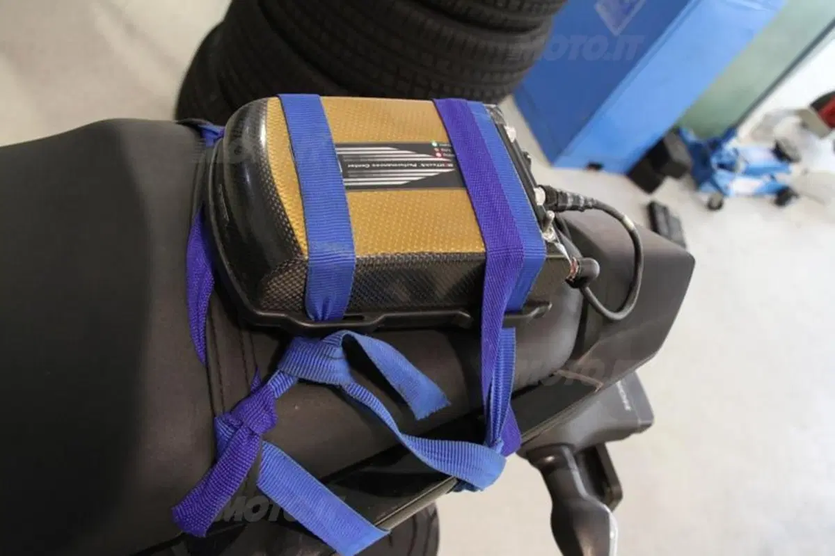 Comparativa pneumatici Sport Touring sul bagnato (42)