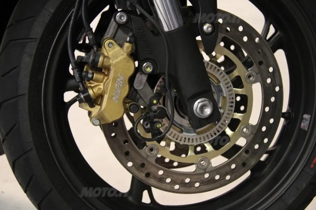 Comparativa pneumatici Sport Touring sul bagnato (45)