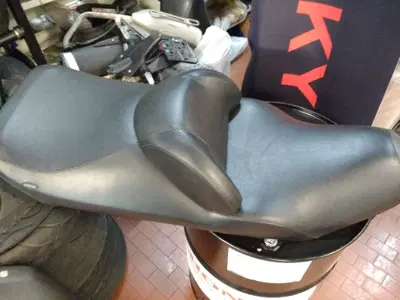 Sella Suzuki Burgman 250/400 K1 k2 Usata