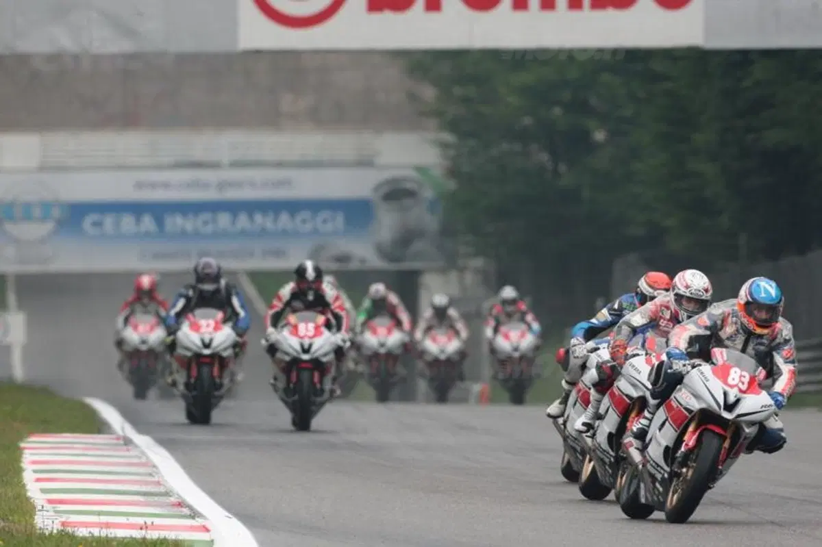 Yamaha R6 Cup 2012: al Mugello il quarto round (6)