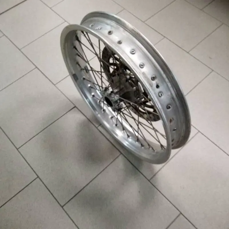 Ruota anteriore BMW (2)