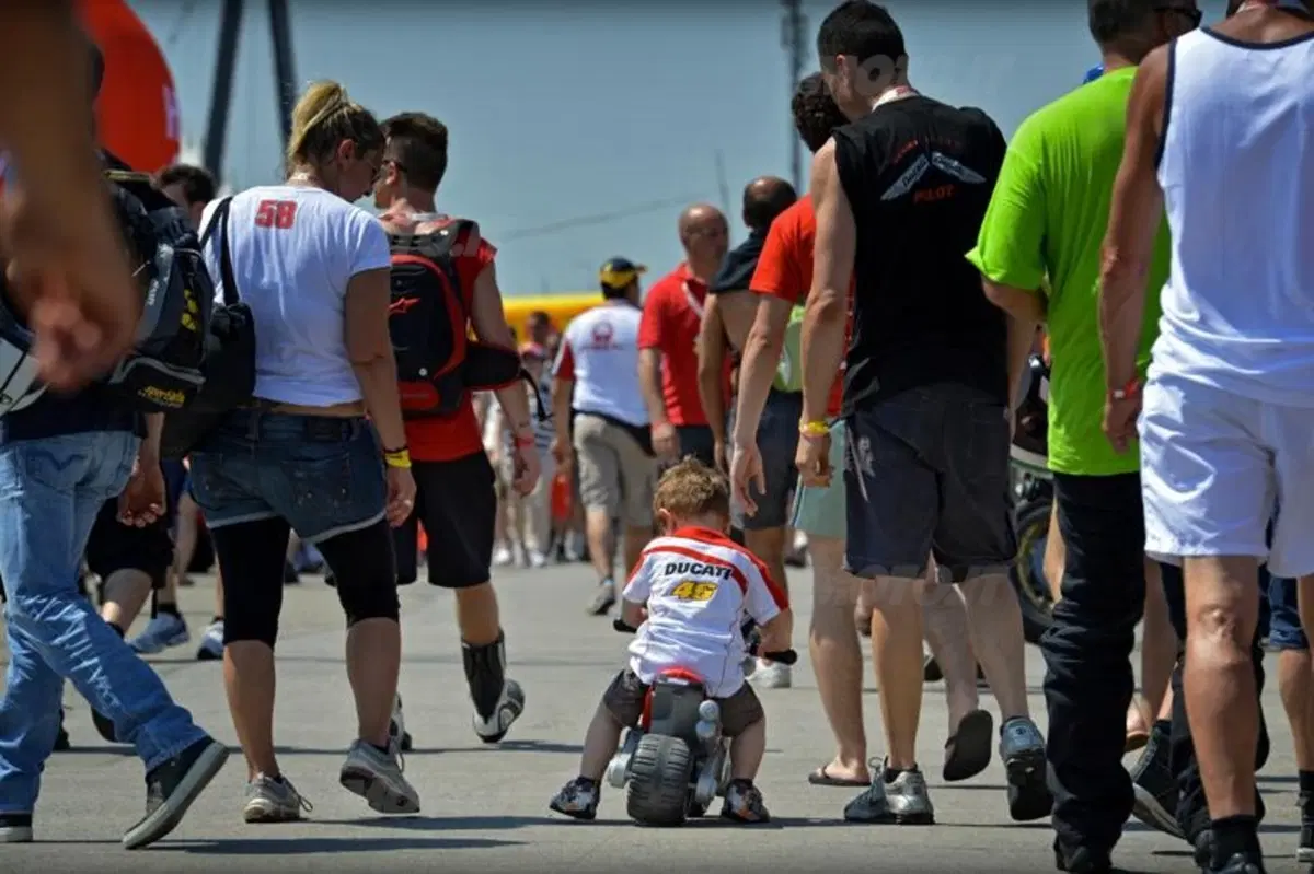  WDW 2012. Bayliss trionfa nella Diavel Drag Race (10)