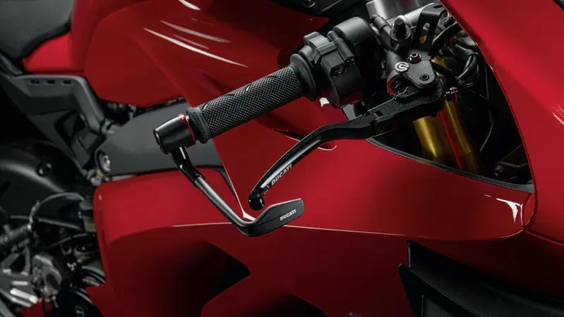Panigale V4: tutti gli accessori Ducati Performance per l'uso in pista [GALLERY]