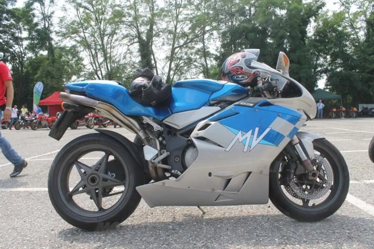 19° Revival MV Agusta: anche la Brutale 675 protagonista (14)
