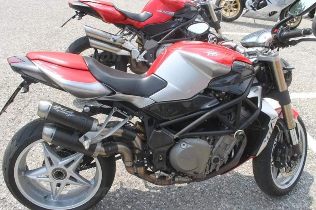 19° Revival MV Agusta: anche la Brutale 675 protagonista (16)