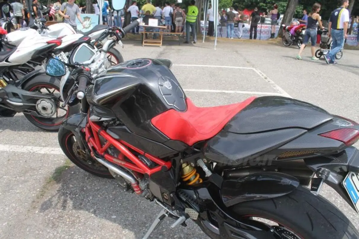 19° Revival MV Agusta: anche la Brutale 675 protagonista (21)