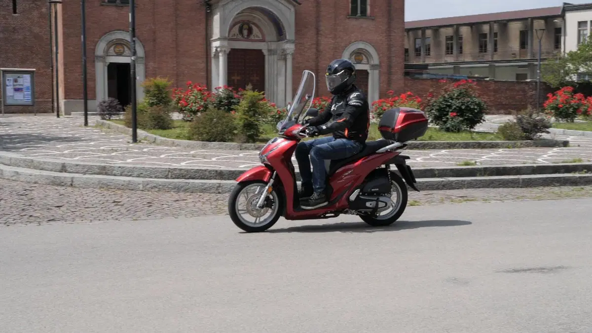 Honda SH 125i e 150i: 10 e lode! (7)