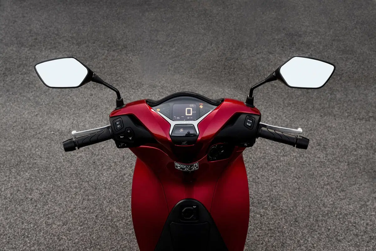 Honda SH 125i e 150i: 10 e lode! (20)