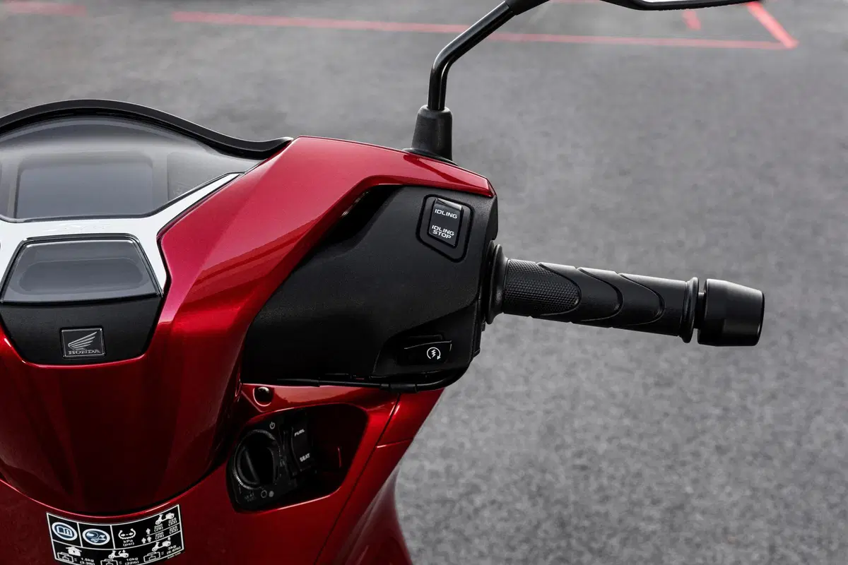 Honda SH 125i e 150i: 10 e lode! (21)