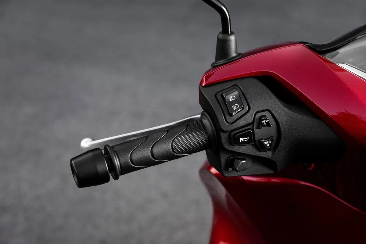 Honda SH 125i e 150i: 10 e lode! (22)