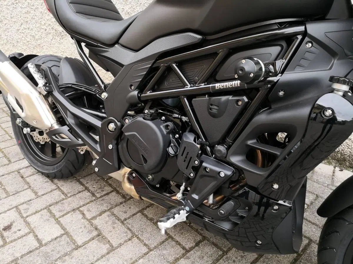 Benelli 502 C (2019 - 20) (6)