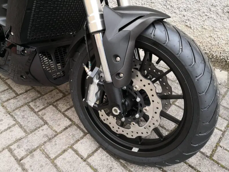Benelli 502 C (2019 - 20) (8)
