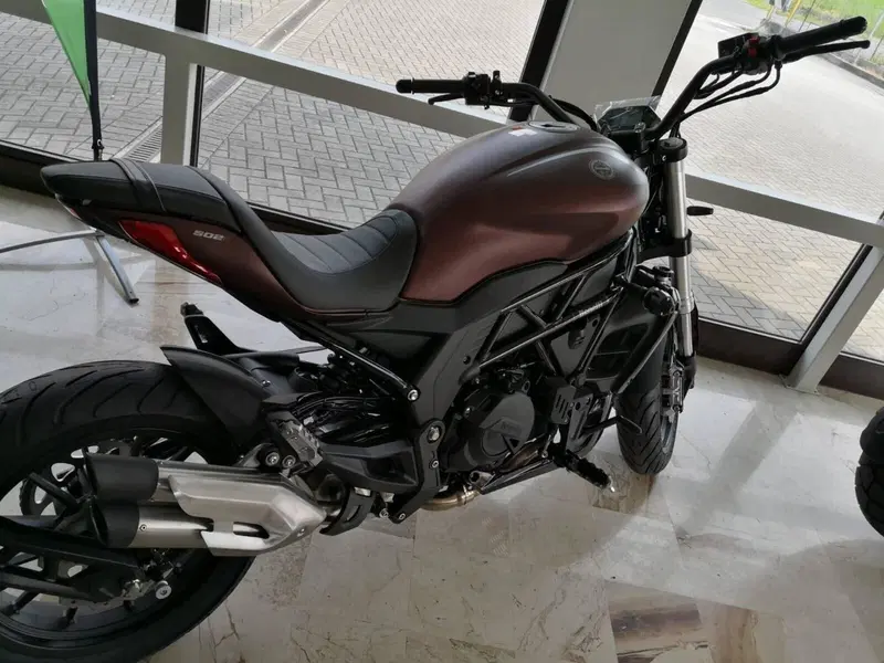 Benelli 502 C (2019 - 20) (2)
