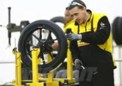 Dunlop trionfa nella Superbike del CIV con Ivan Clementi
