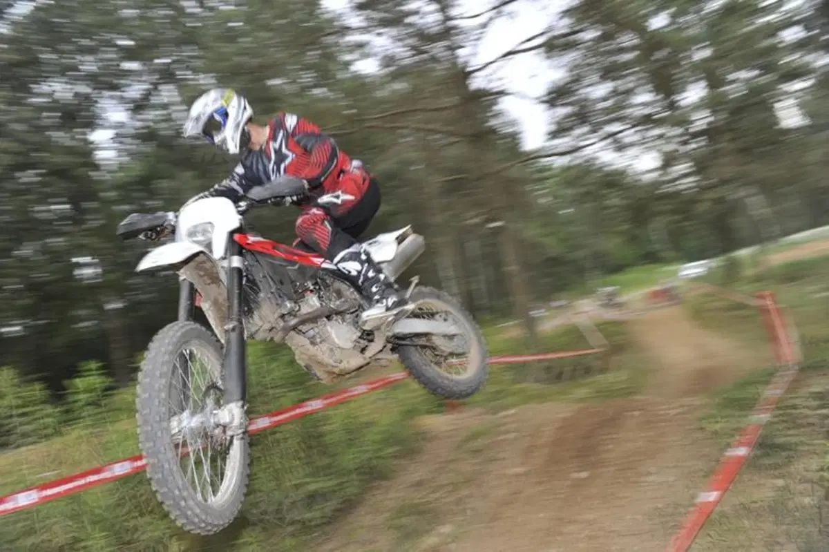 Husqvarna 2013 Cross Enduro    (6)