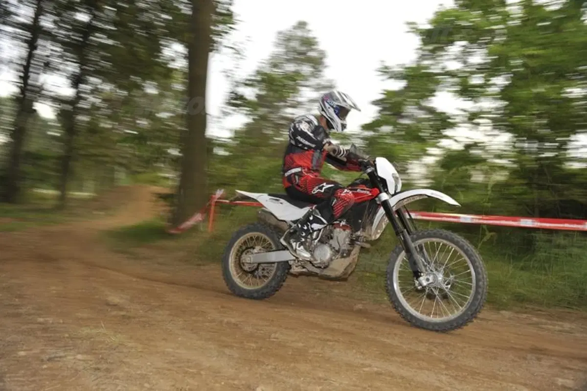 Husqvarna 2013 Cross Enduro    (21)
