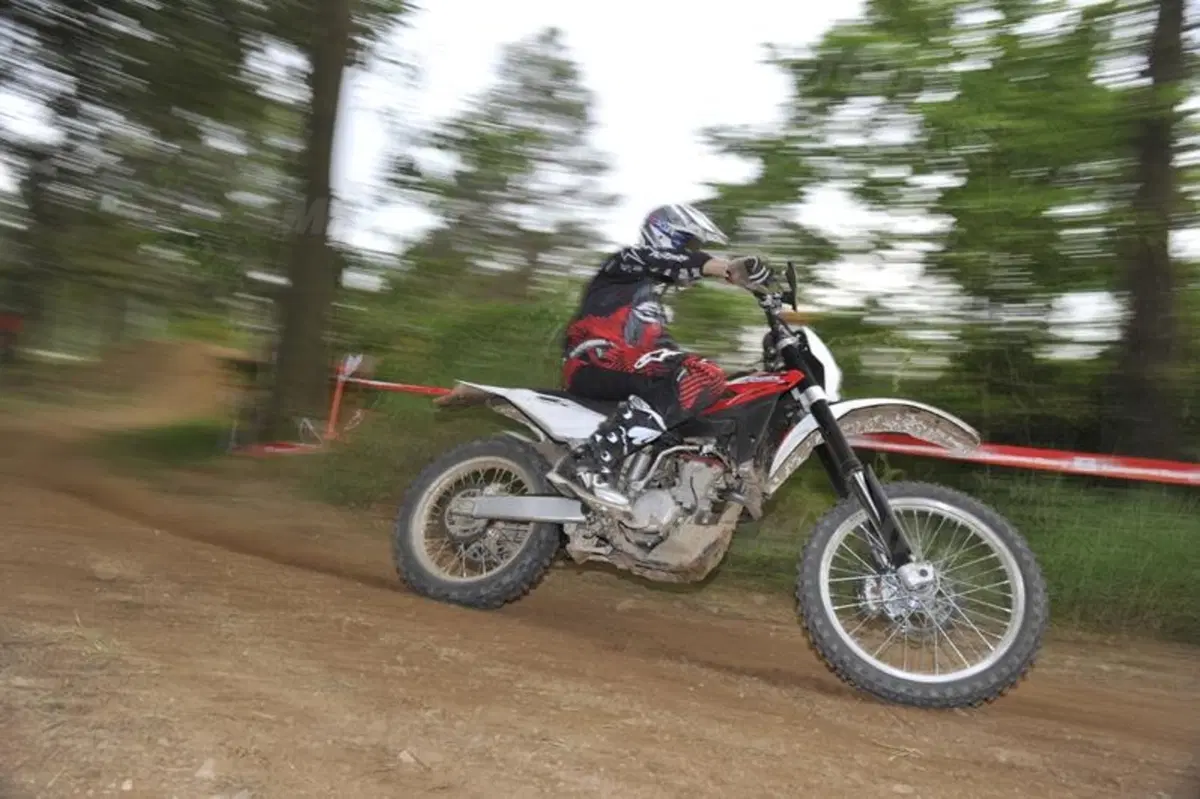 Husqvarna 2013 Cross Enduro    (22)