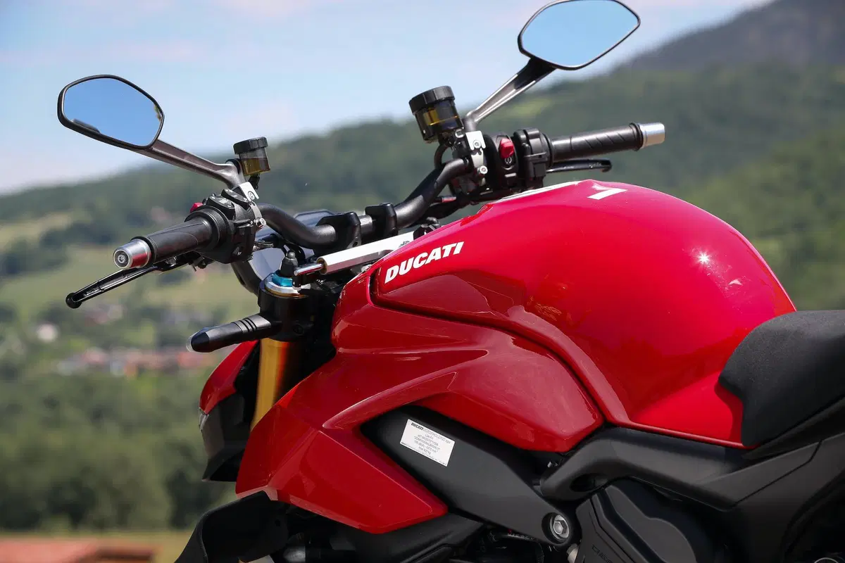 Ducati Streetfighter V4S TEST. La rivoluzionaria (12)