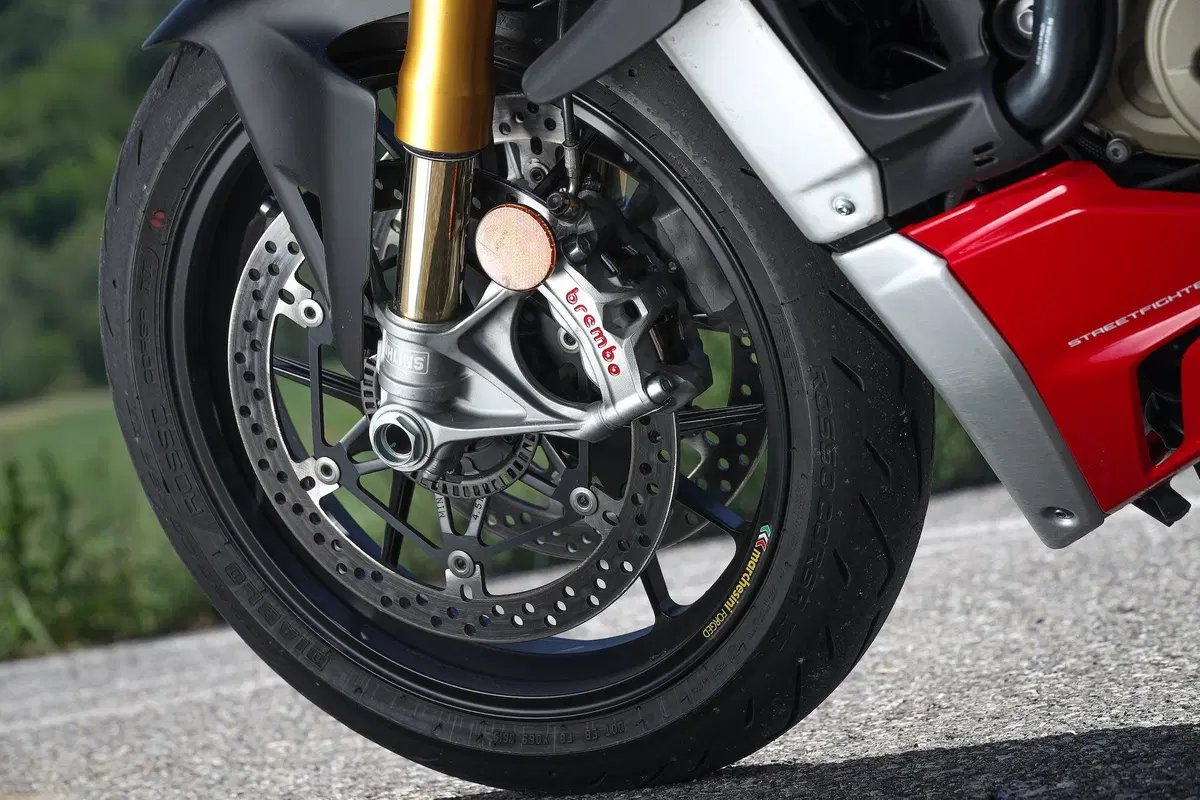Ducati Streetfighter V4S TEST. La rivoluzionaria (20)