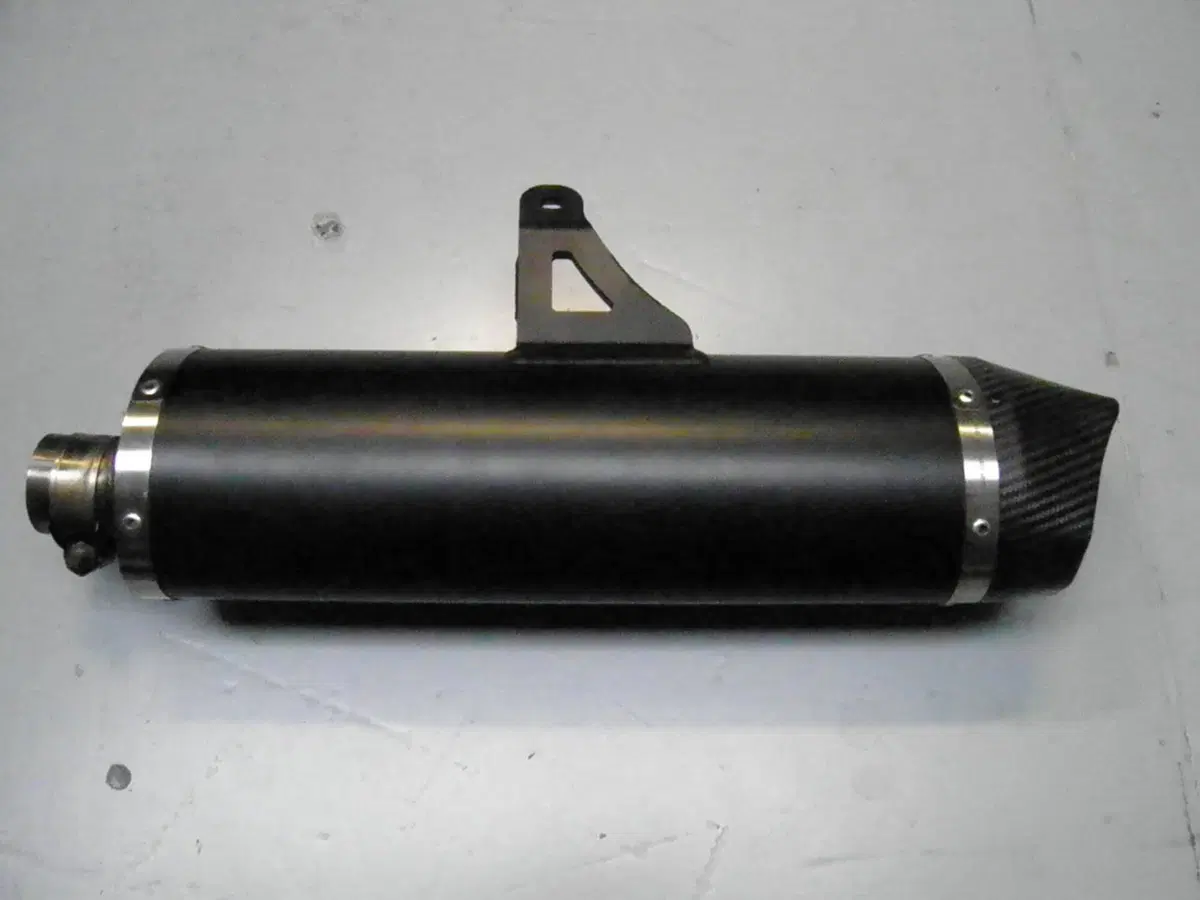 SILENZIATORE ARROW AFRICA TWIN COD. 72621AKN (2)