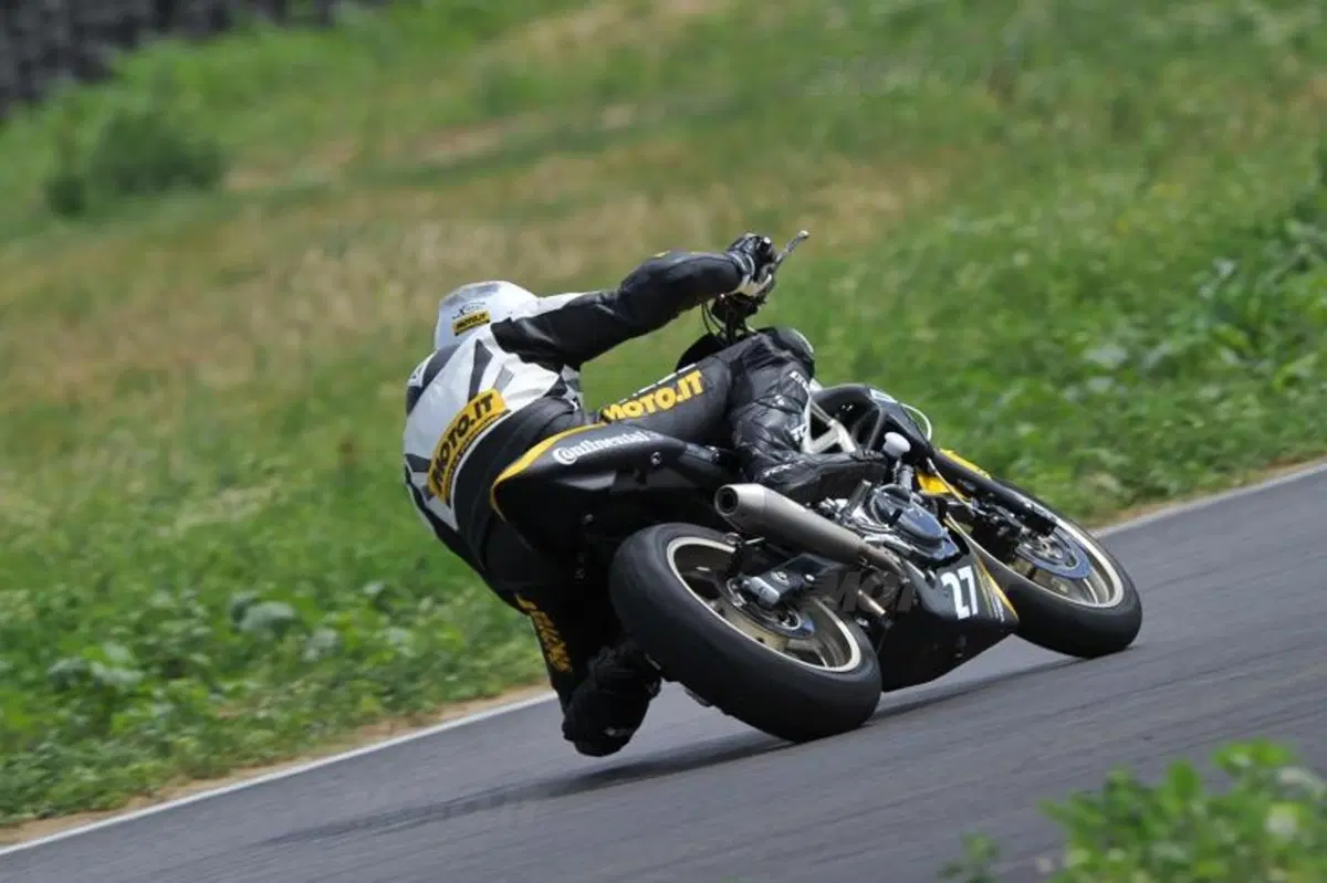 Continental. Il test di ContiRaceAttack Comp. Endurance e ContiSportAttack 2 (7)