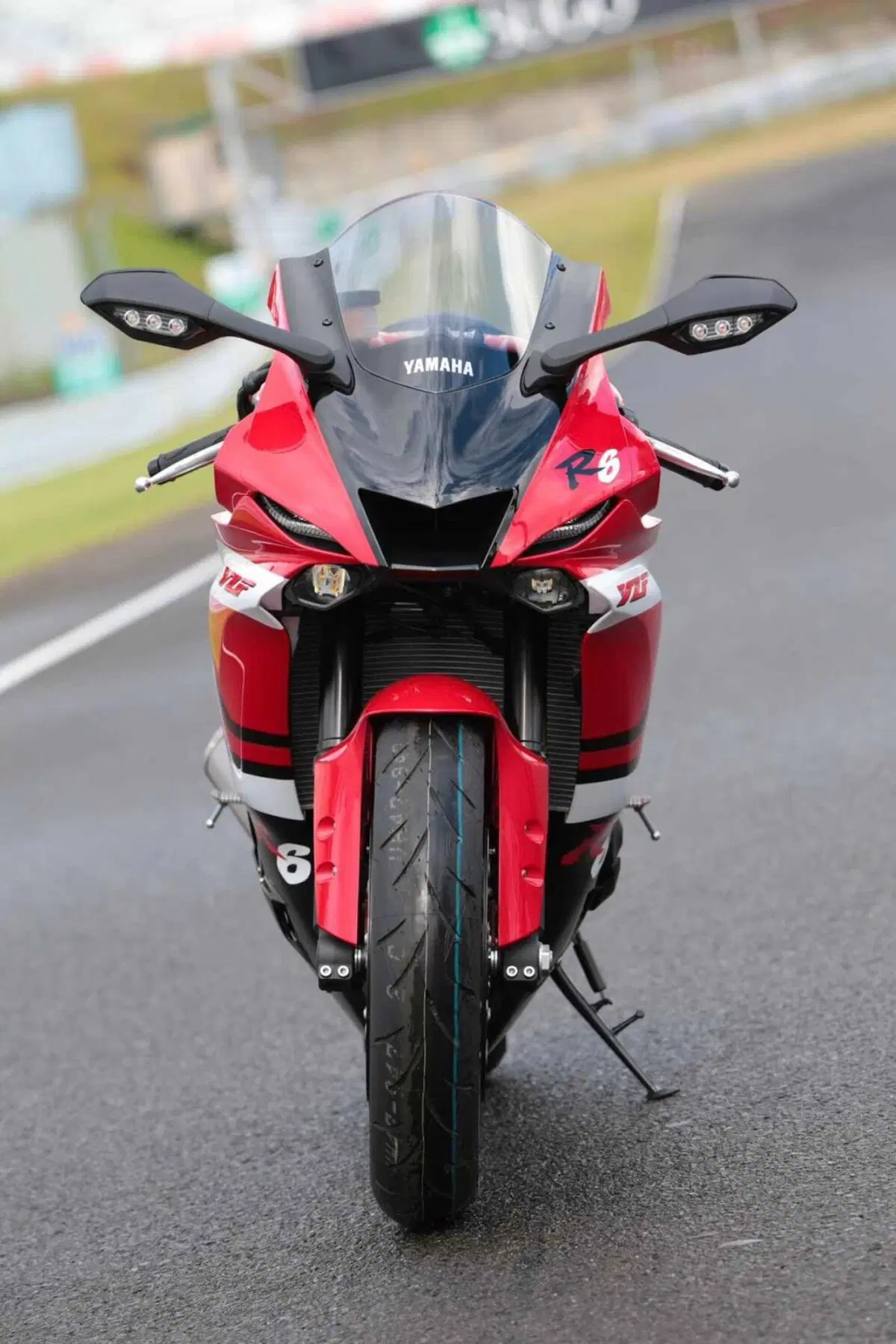 Yamaha YZF-R6 20° anniversario: YART la porta in Europa (e la fa da pista) (3)