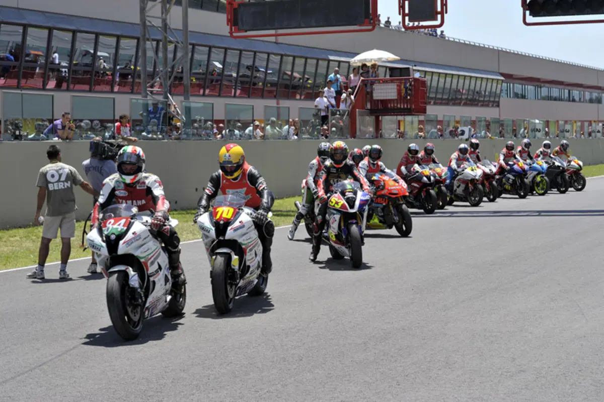 Passerella al Mugello per quindici piloti del passato (2)