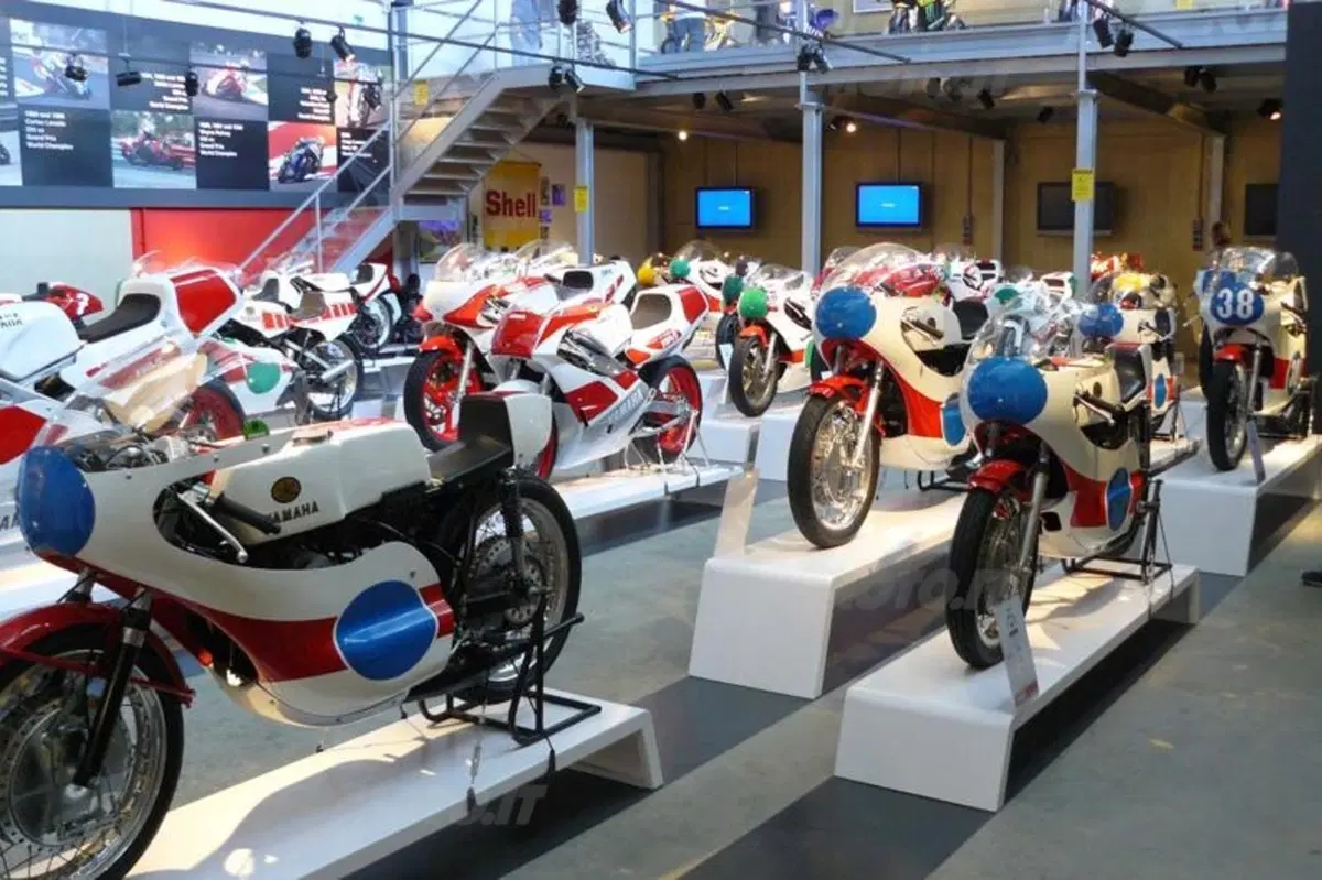 Dentro il Museo Yamaha (5)