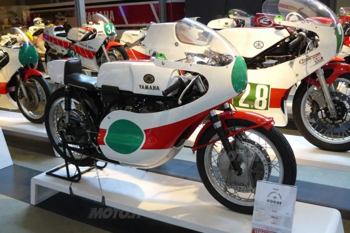 Dentro il Museo Yamaha (7)