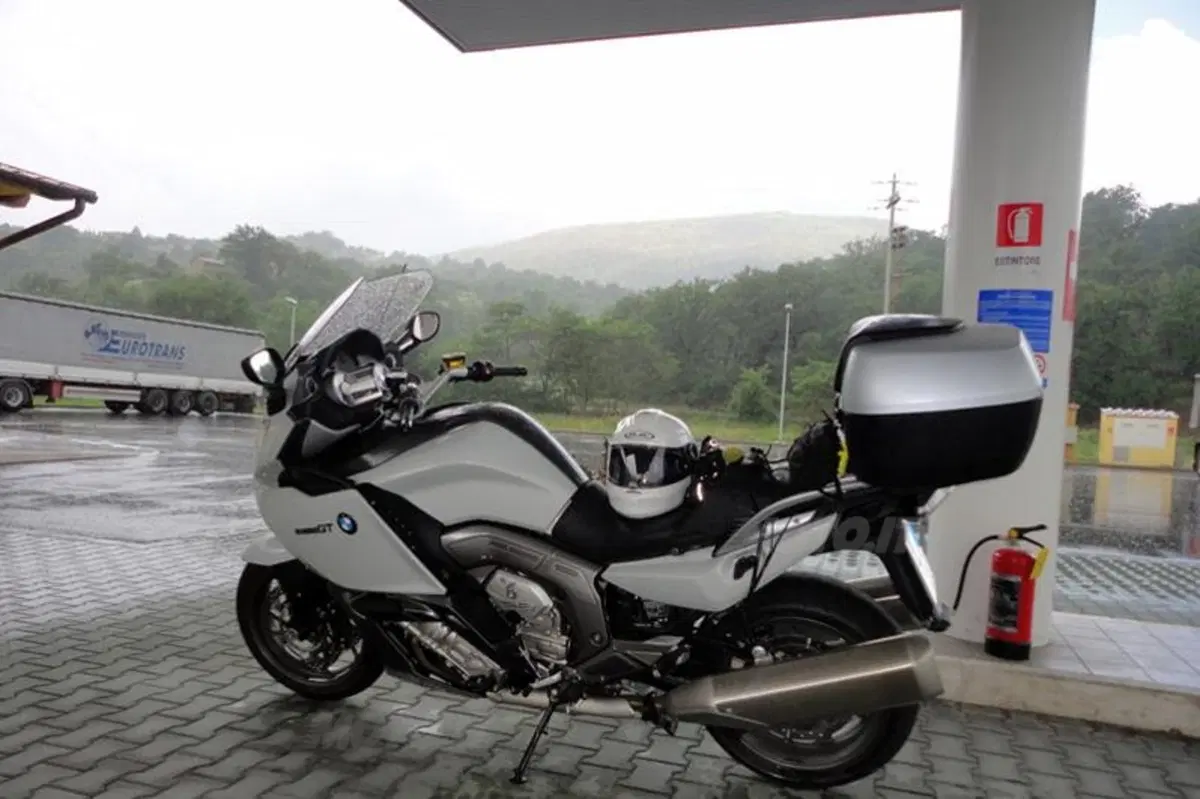 Coast to coast con la BMW sei cilindri K1600 GT (7)