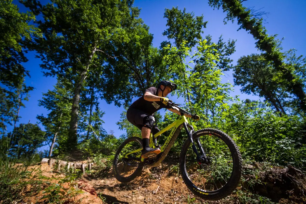 Santa Cruz Heckler, test e review della prima eBike del brand californiano (3)