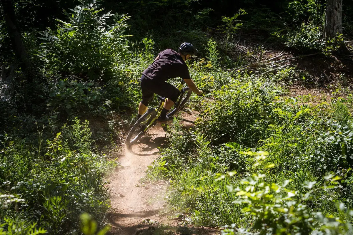 Santa Cruz Heckler, test e review della prima eBike del brand californiano (12)