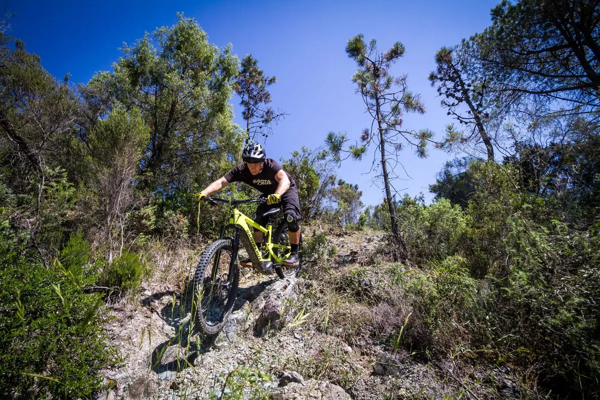 Santa Cruz Heckler, test e review della prima eBike del brand californiano (17)