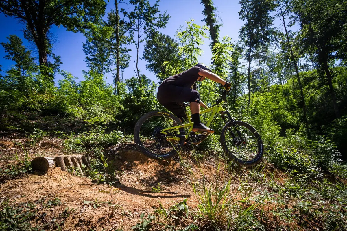 Santa Cruz Heckler, test e review della prima eBike del brand californiano (20)