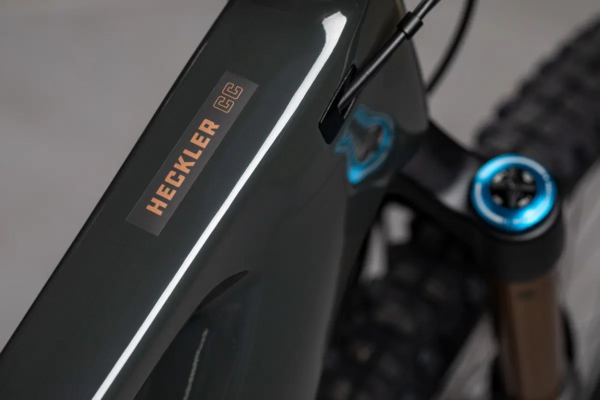 Santa Cruz Heckler, test e review della prima eBike del brand californiano (6)