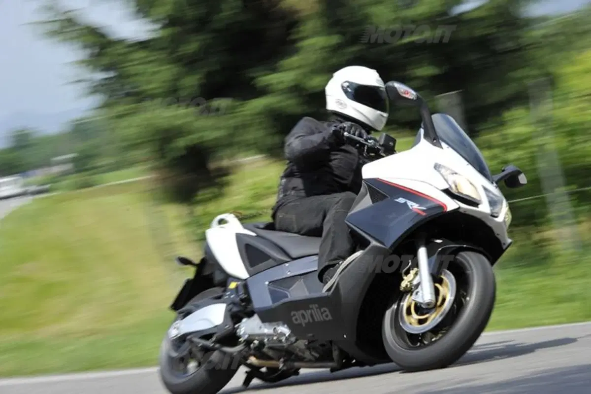 Aprilia SRV 850 ABS/ATC  (7)
